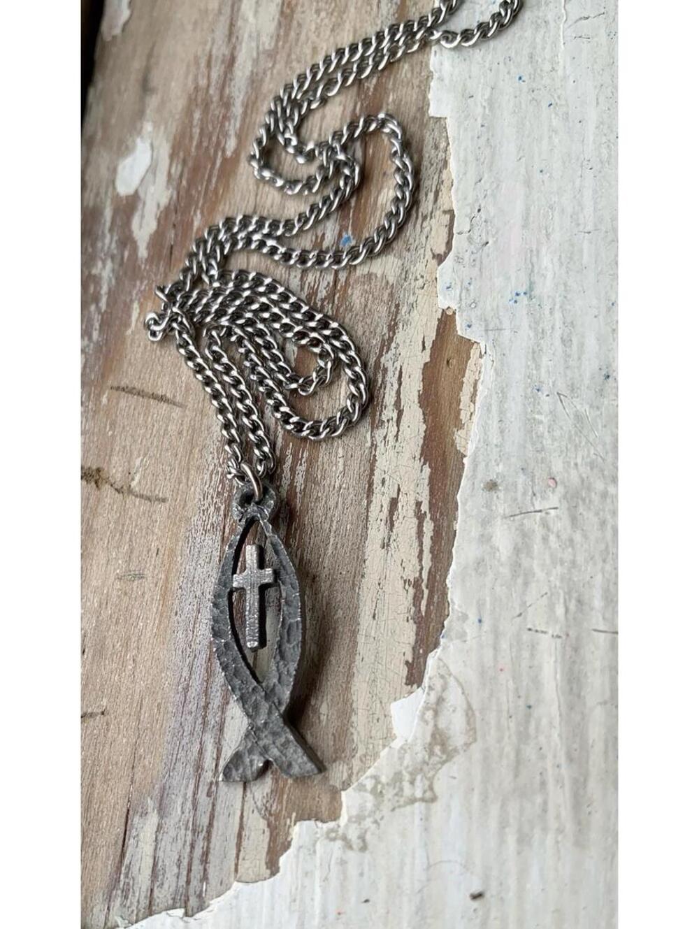 VTG Devoted Ichthys Fish and Cross Hammered Silver Religious Pendant Necklace